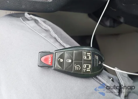 2013 Chrysler Town & Country Touring from USA, damaged, VIN 2C4RC1BG0DR821707